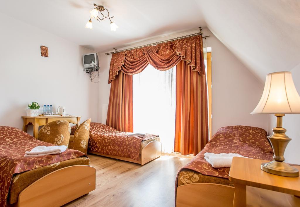 Pod Modrzewiami Hotell Zakopane Rom bilde