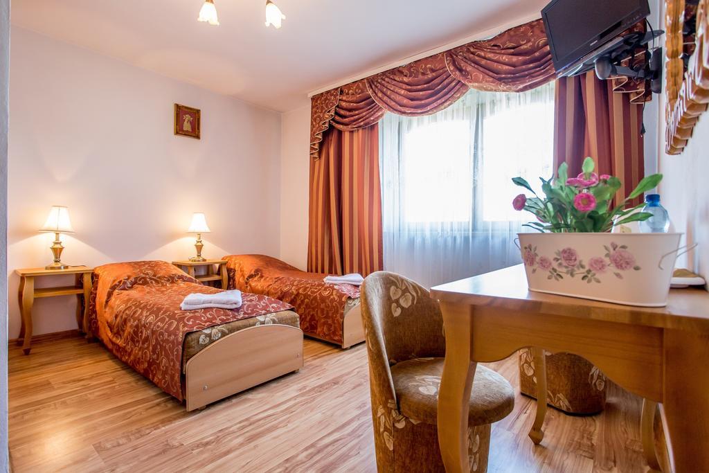 Pod Modrzewiami Hotell Zakopane Rom bilde