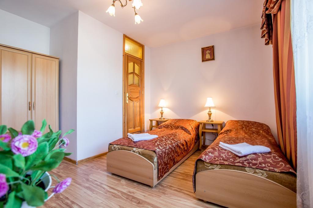 Pod Modrzewiami Hotell Zakopane Rom bilde